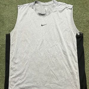 XXL Sleeveless Gray & Black Shirt